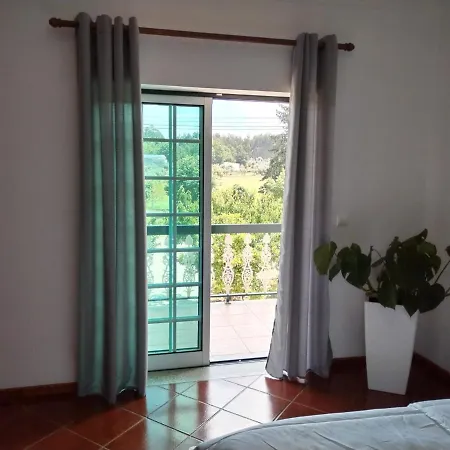 Majo Alojamento Local Bed & Breakfast *